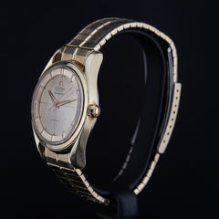Universal Geneve Polarouter