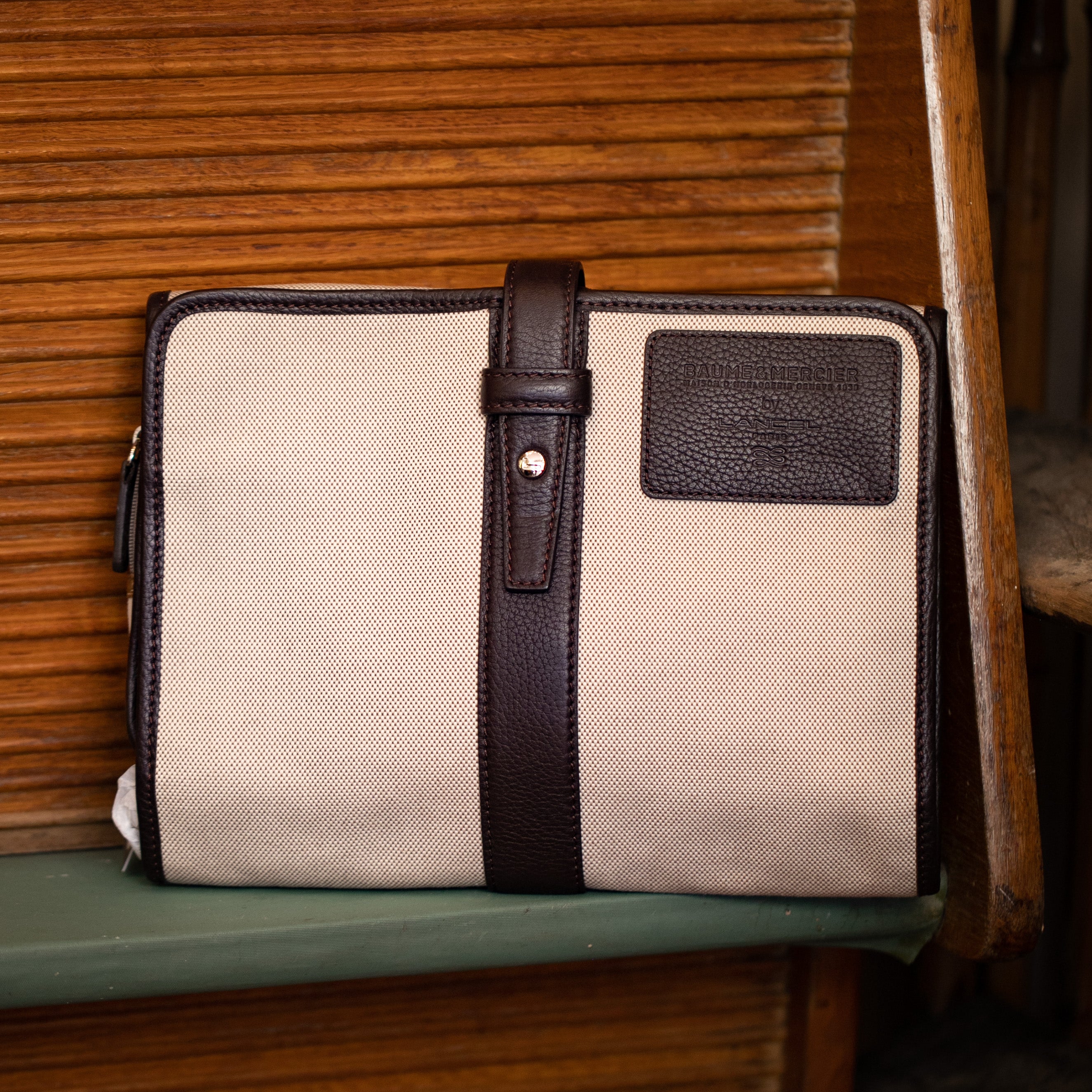 Trousse de toilette Baume&Mercier by Lancel - L'Atelier du Temps