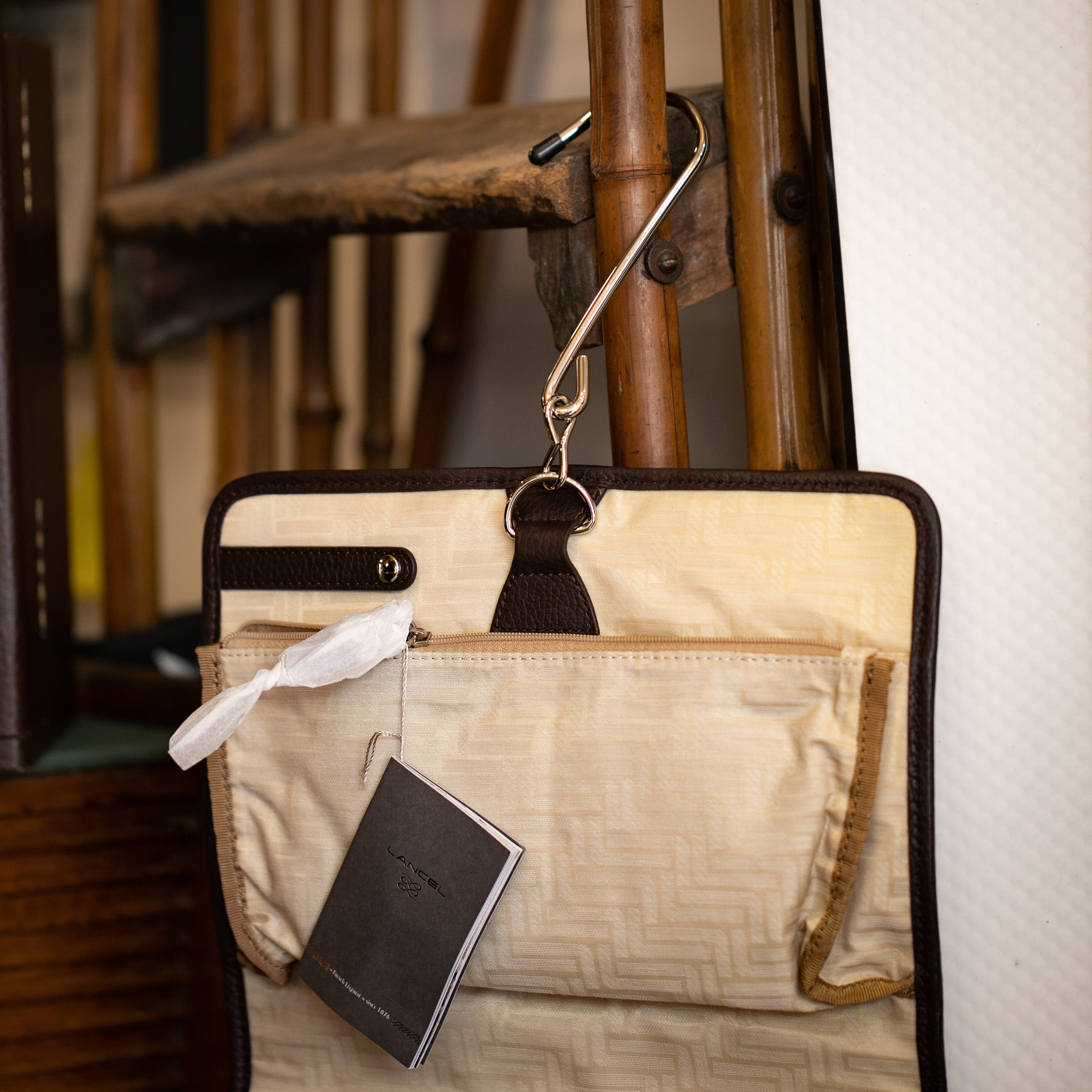 Trousse de toilette Baume&Mercier by Lancel - L'Atelier du Temps