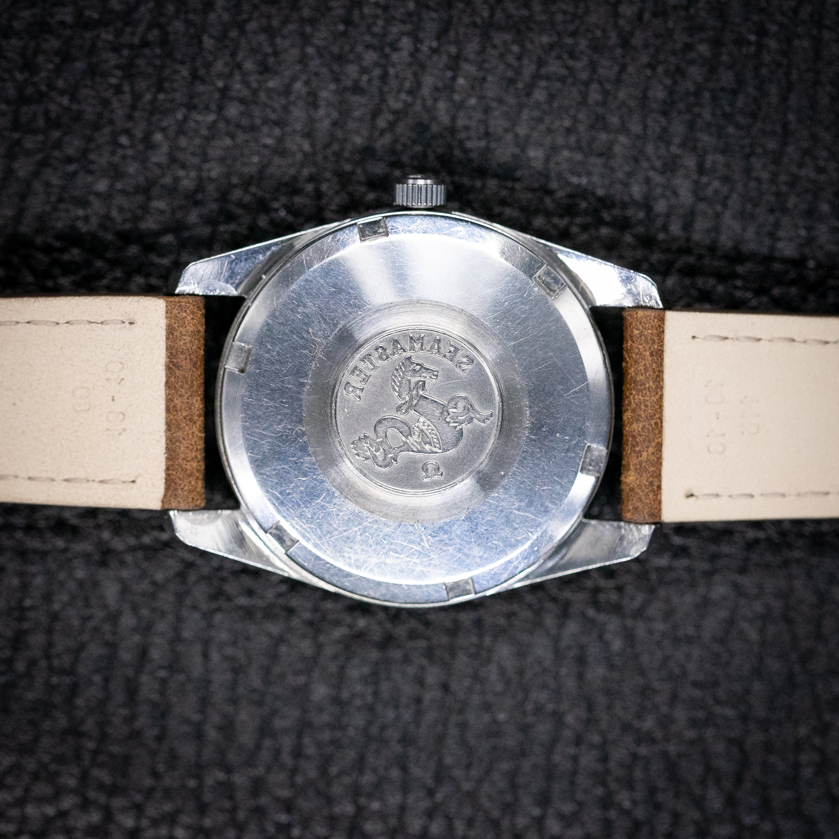 Omega seamaster date - L'Atelier du Temps
