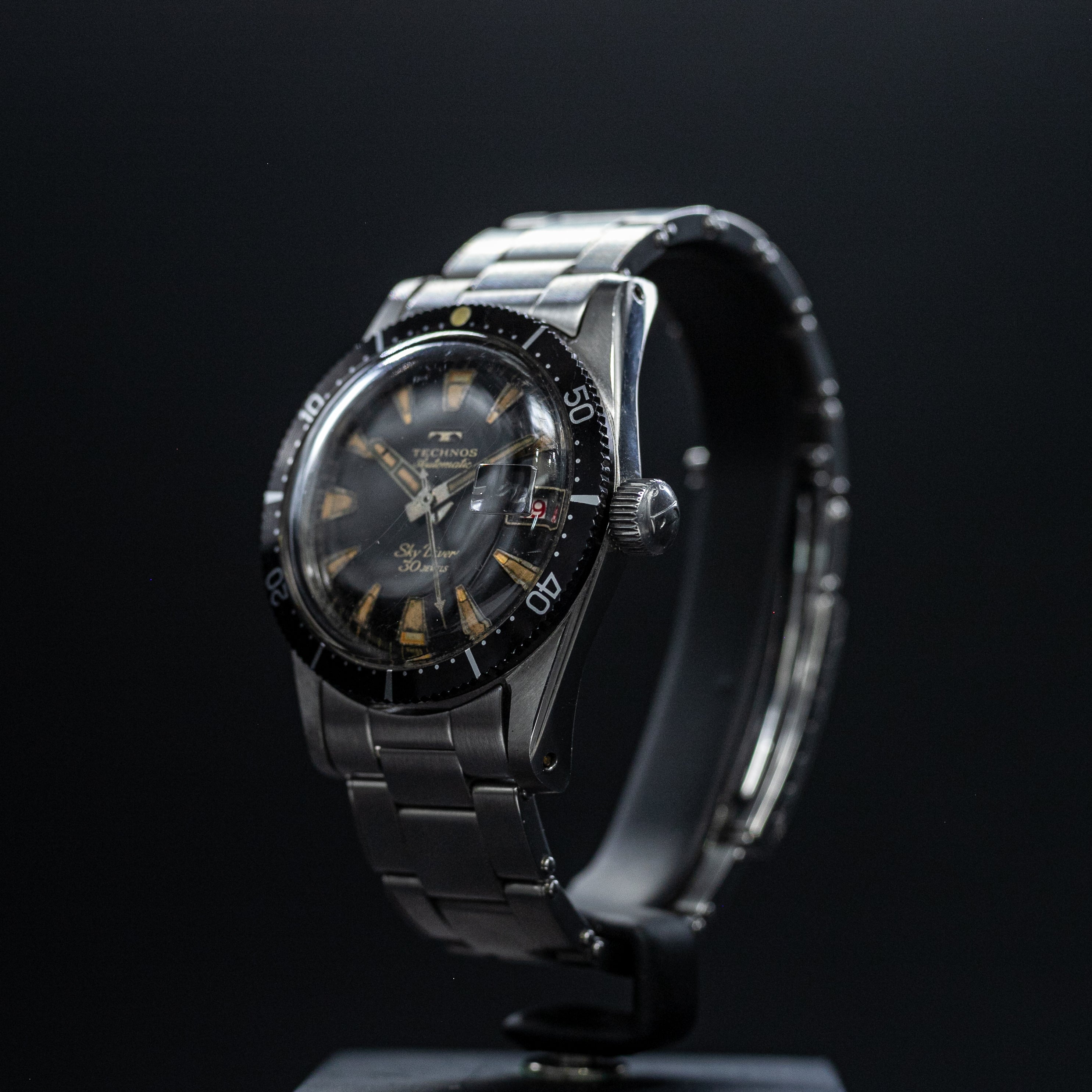 Technos Sky Diver 30 Jewels - L'Atelier du Temps