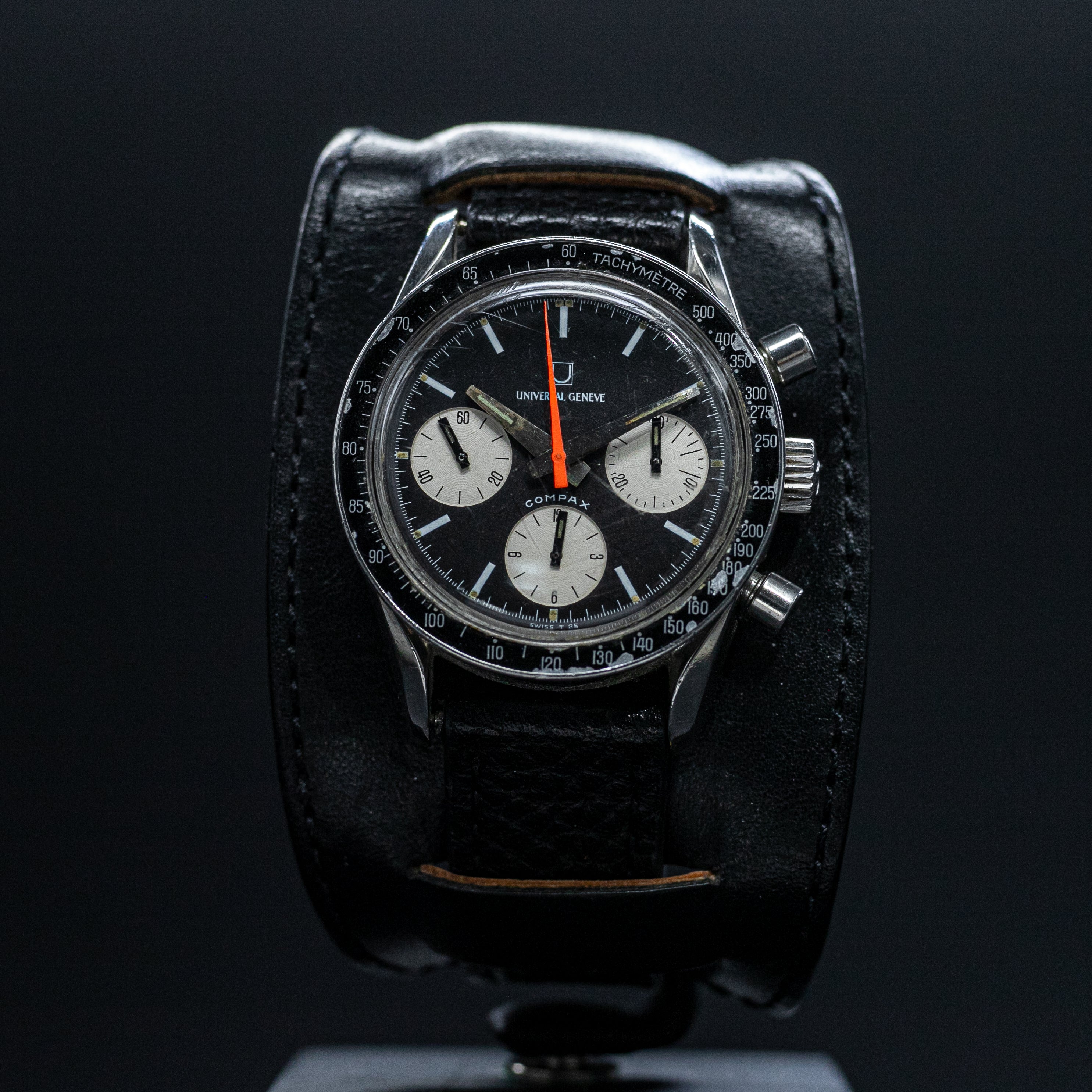 Universal Genève Compax "Evil Nina" - L'Atelier du Temps