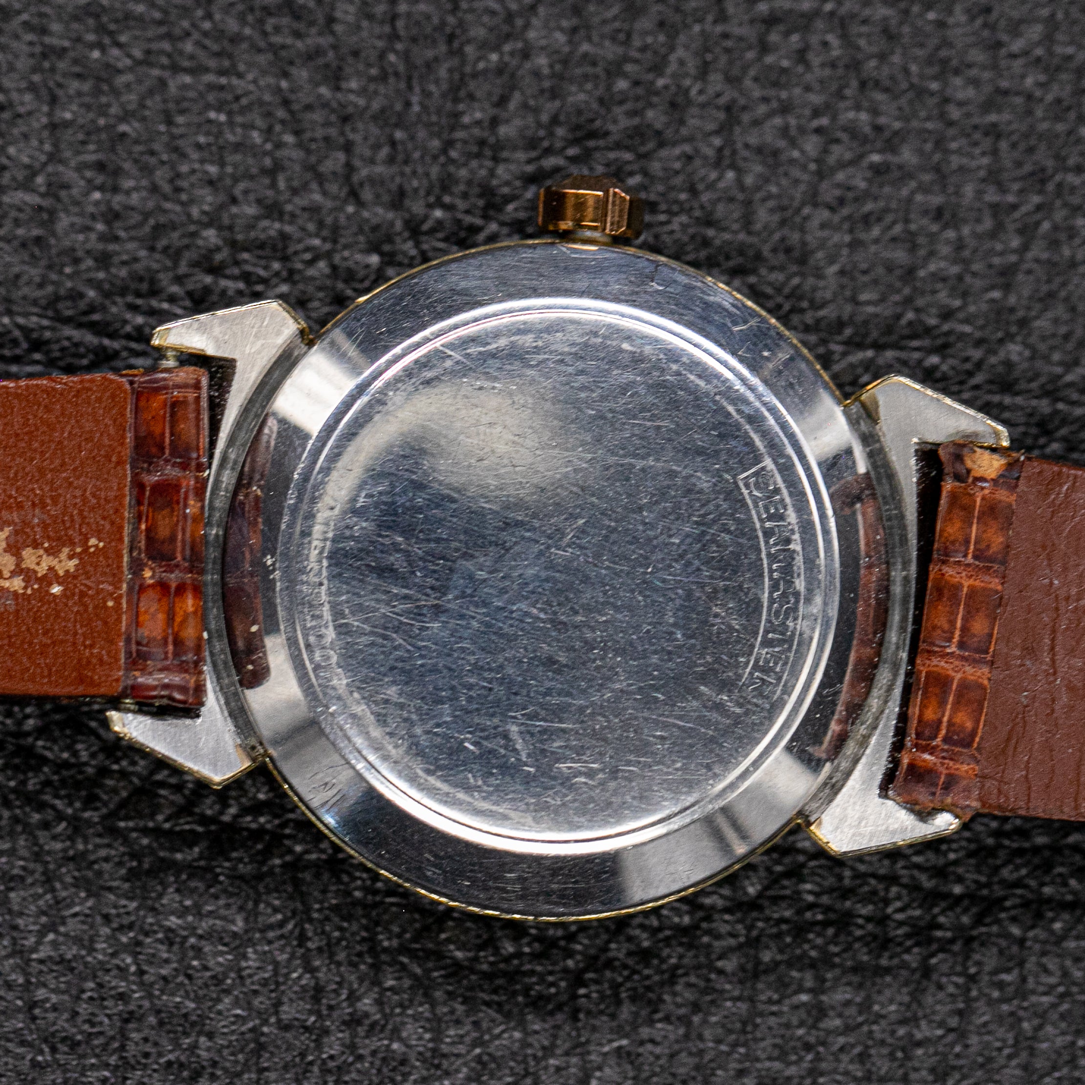 Omega Seamaster Hooded Scarab Lugs - L'Atelier du Temps