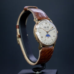 Ulysse Nardin Quantième Annuel Phase de Lune en Or Jaune - L'Atelier du Temps