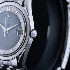Universal Genève Polerouter (1963)