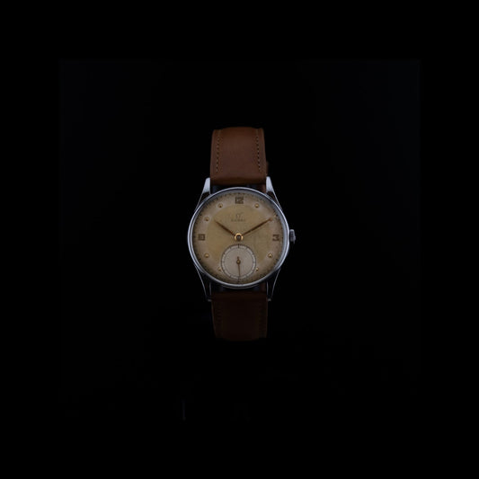 Omega «Tuxedo Petite Seconde» (1944)