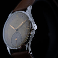 Omega «Tuxedo Petite Seconde» (1944)