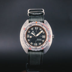 Doxa Sharkhunter Sub 300T - L'Atelier du Temps