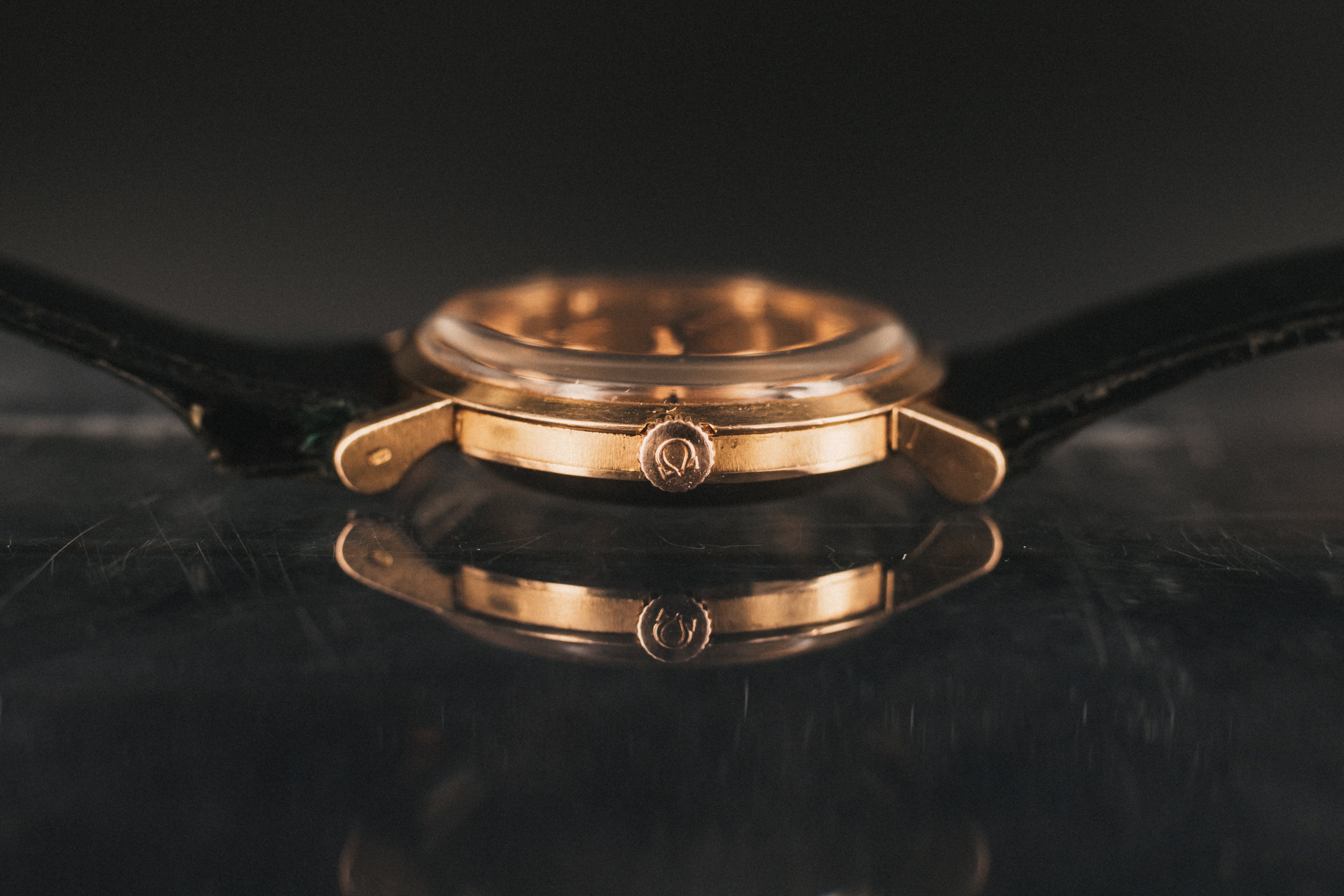 Omega Petite seconde & Index Onyx - L'Atelier du Temps