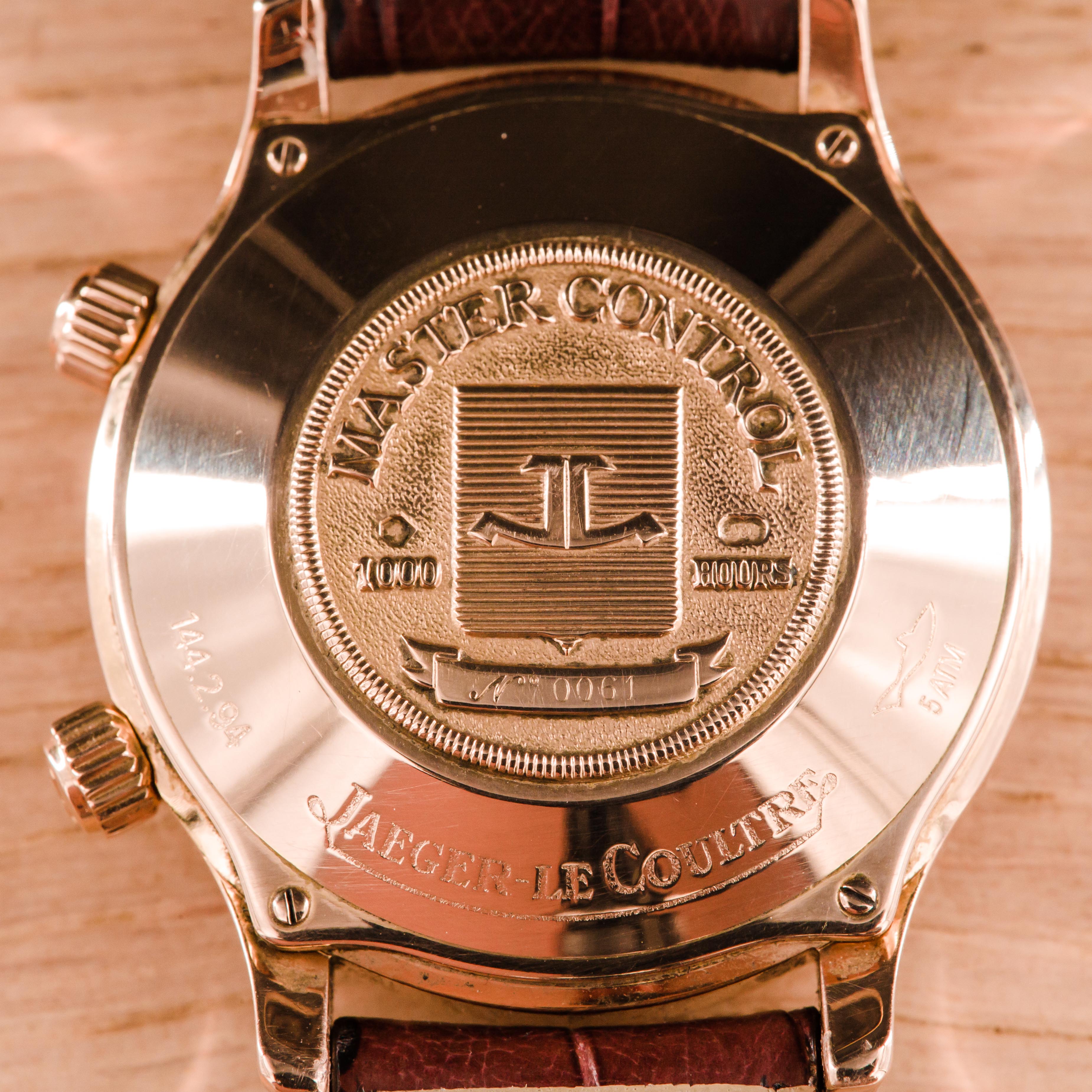 Jaeger LeCoultre Memovox Master Control Or Rose - L'Atelier du Temps