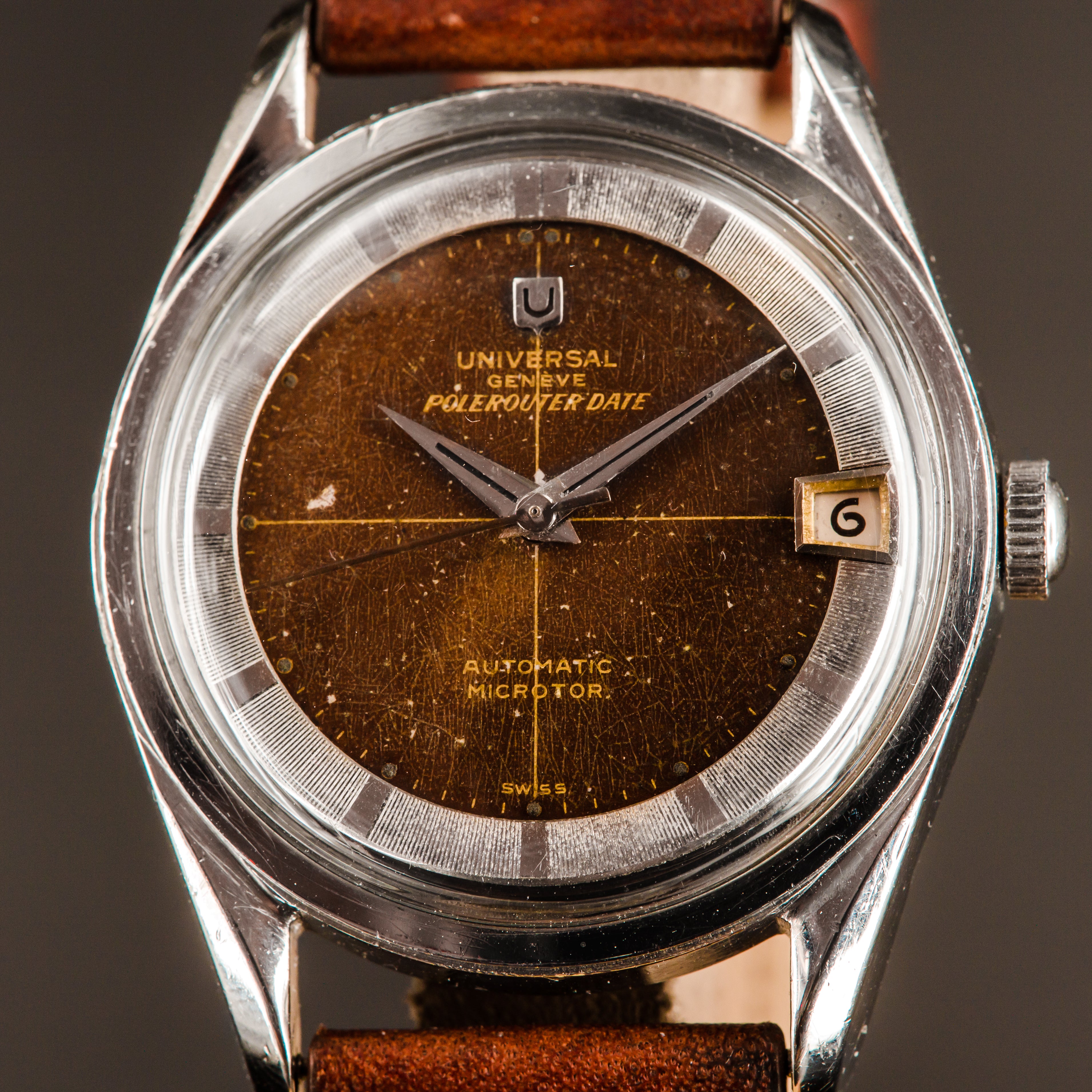 Universal Genève Polerouter Date - L'Atelier du Temps