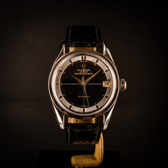 Universal Genève Polerouter Date Big Crown - L'Atelier du Temps