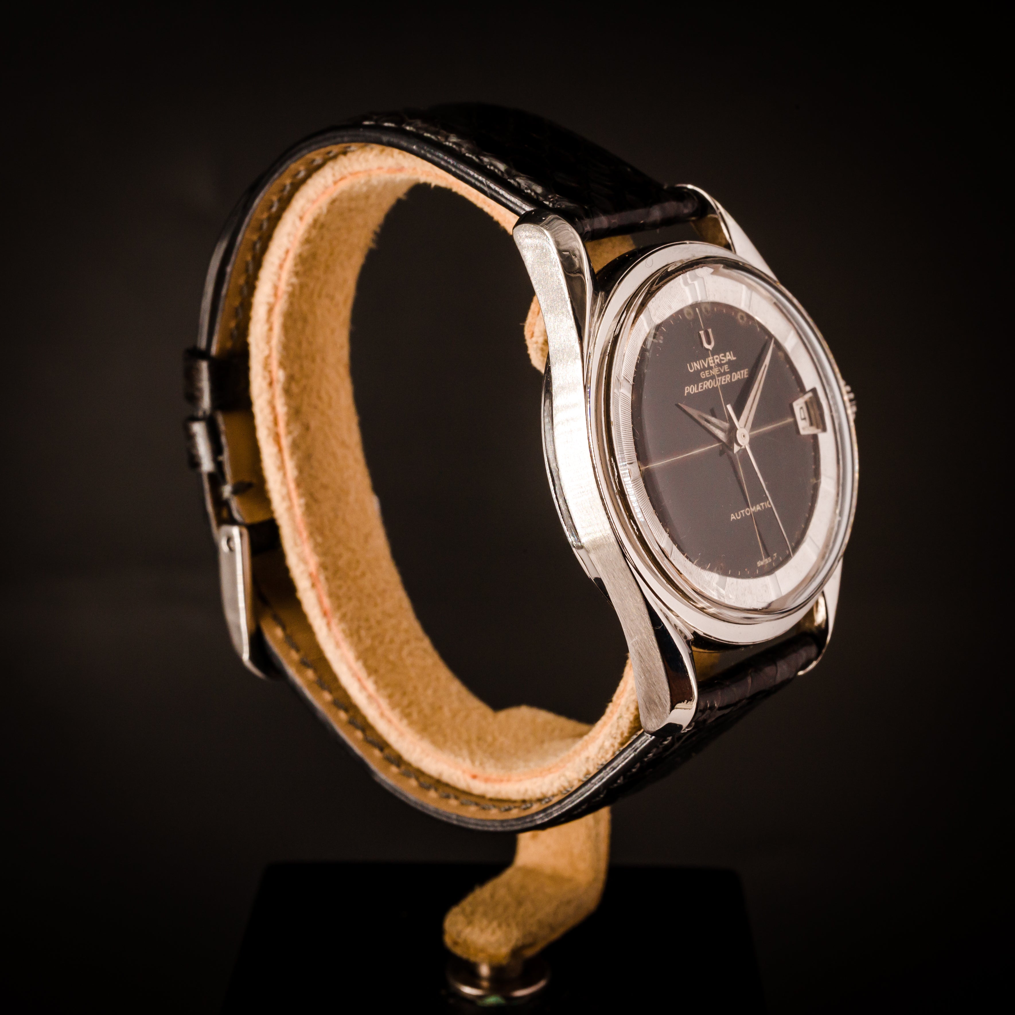 Universal Genève Polerouter Date Big Crown - L'Atelier du Temps