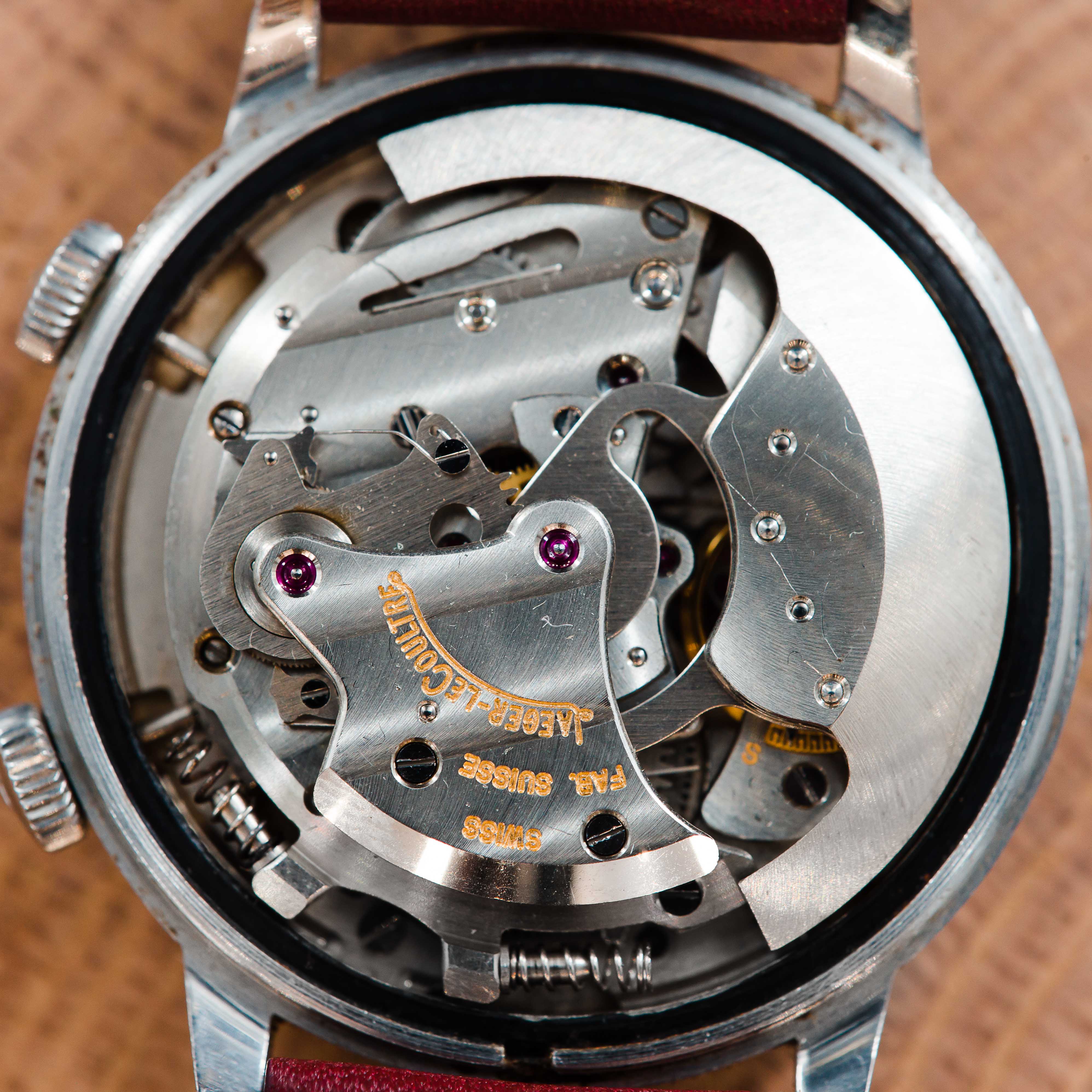 Jaeger LeCoultre Memovox Date Automatique - L'Atelier du Temps