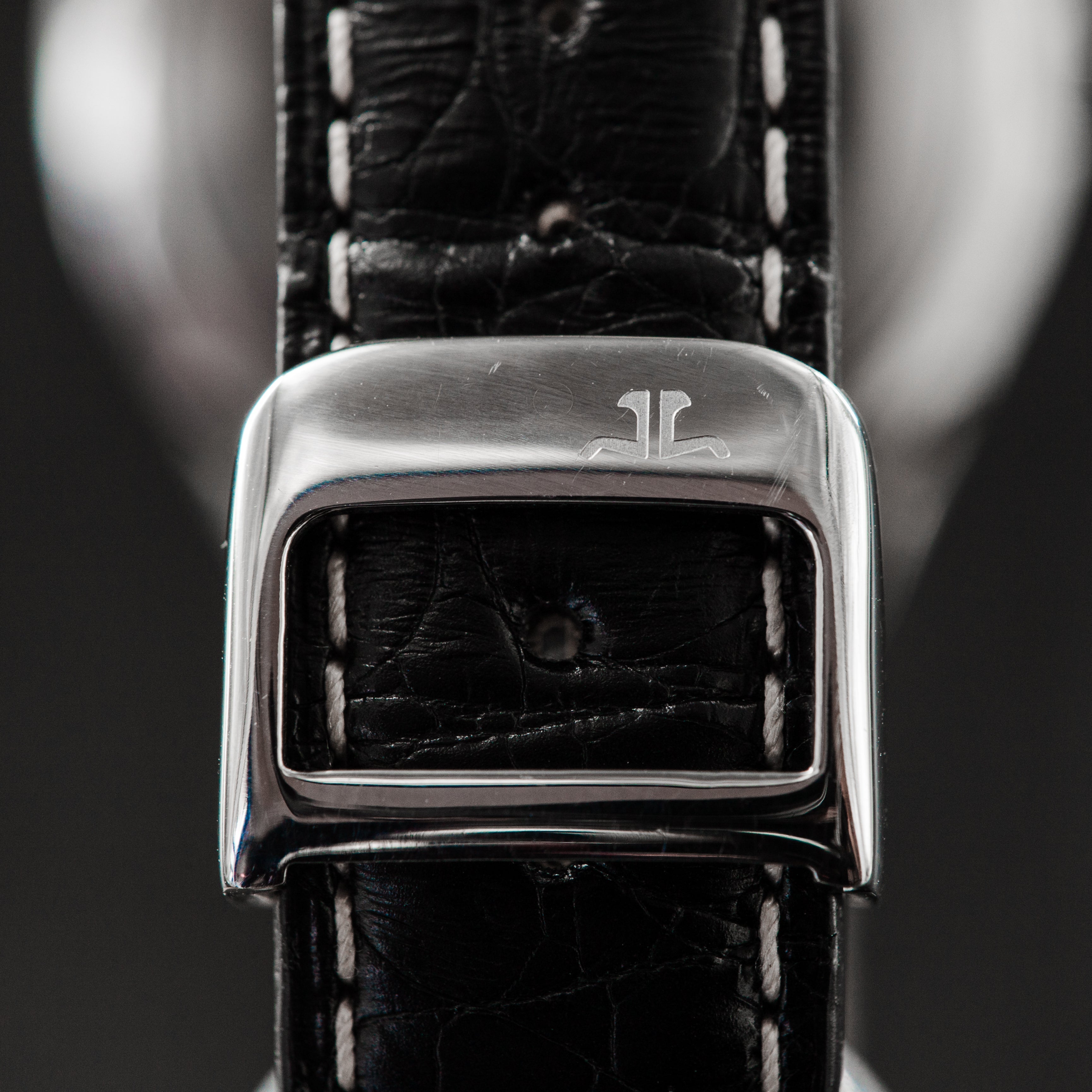 Jaeger LeCoultre Calatrava Bumper automatique & date roulette - L'Atelier du Temps