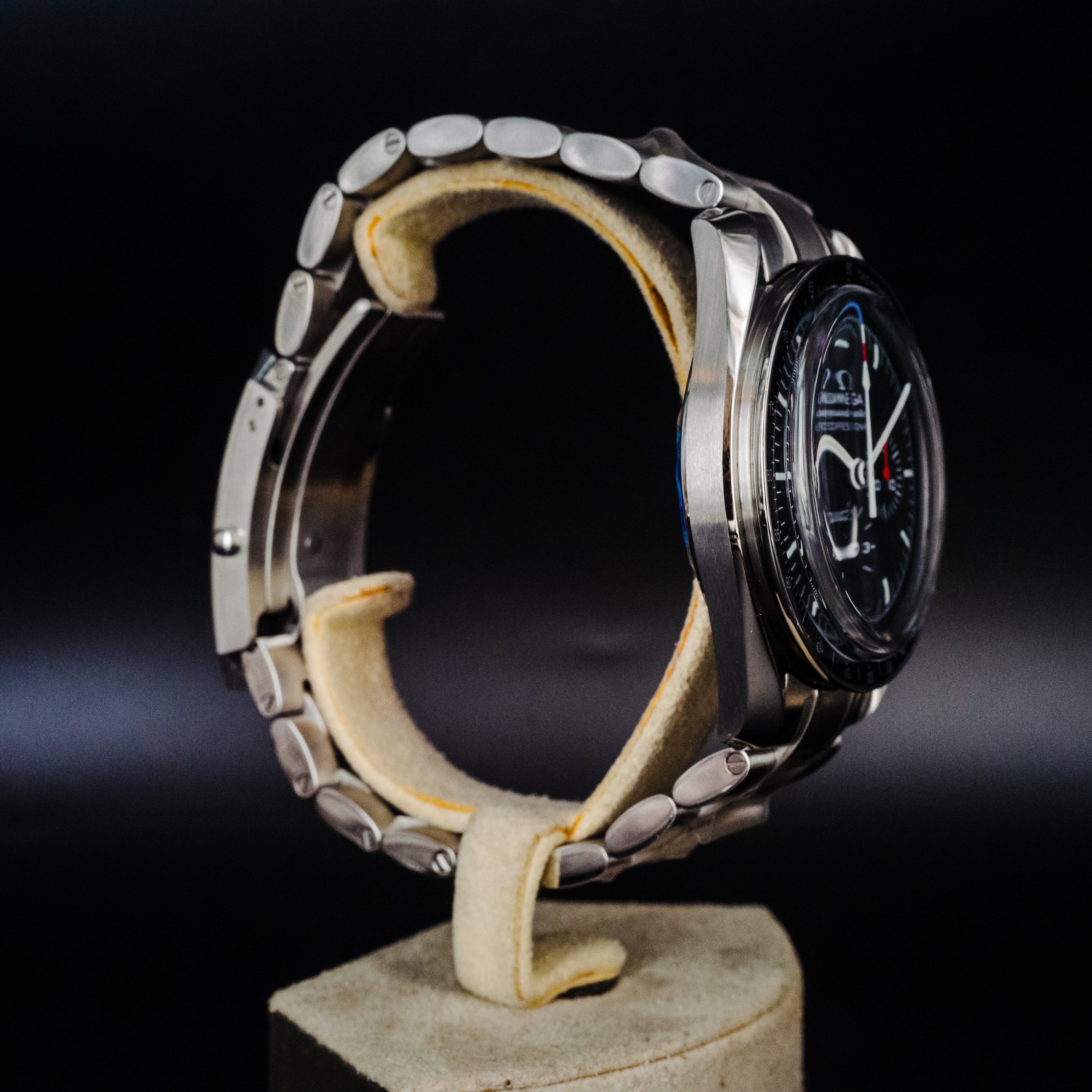 Oméga Speedmaster "RAID" - L'Atelier du Temps