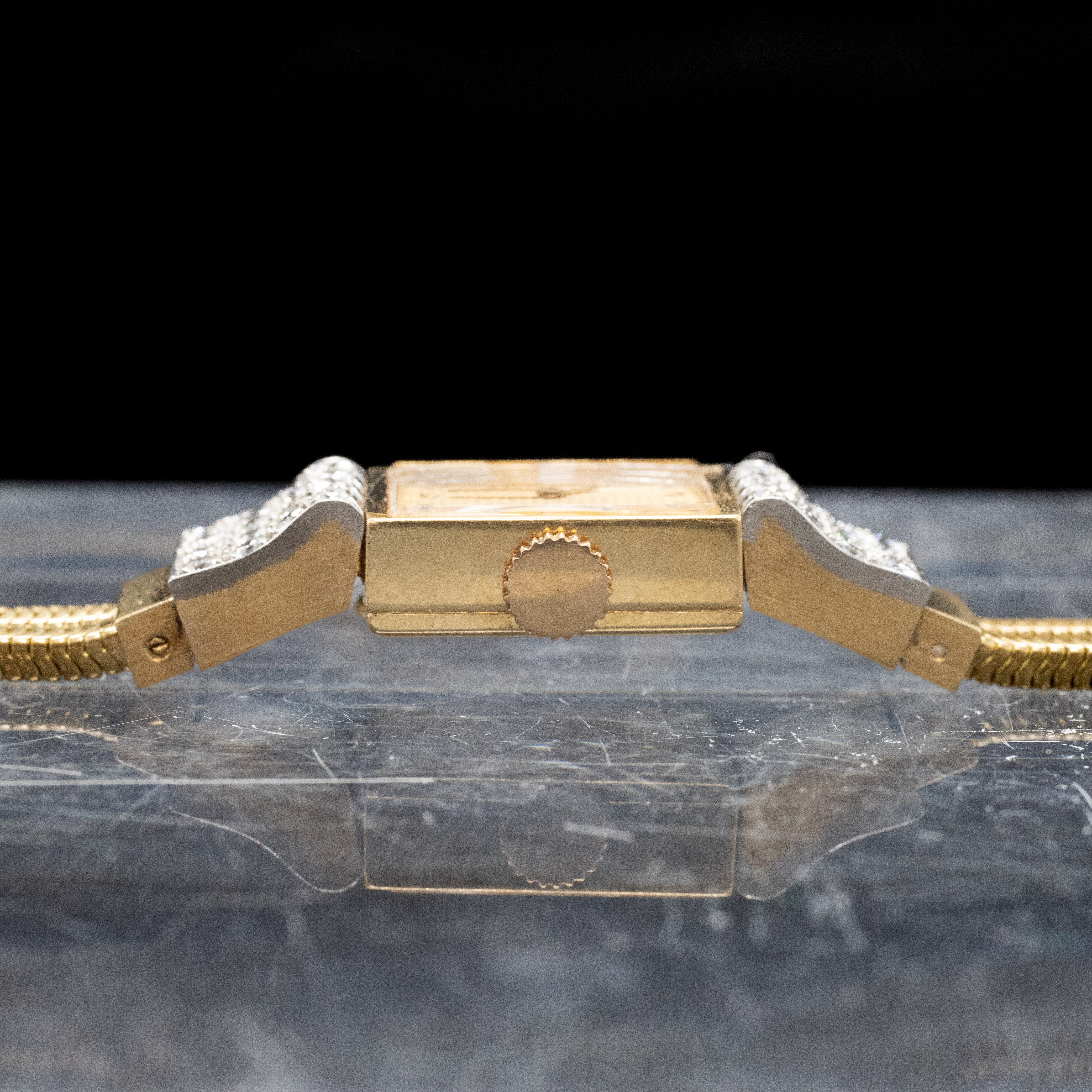 Boucheron Paris Oméga Femme Modèle Unique - L'Atelier du Temps