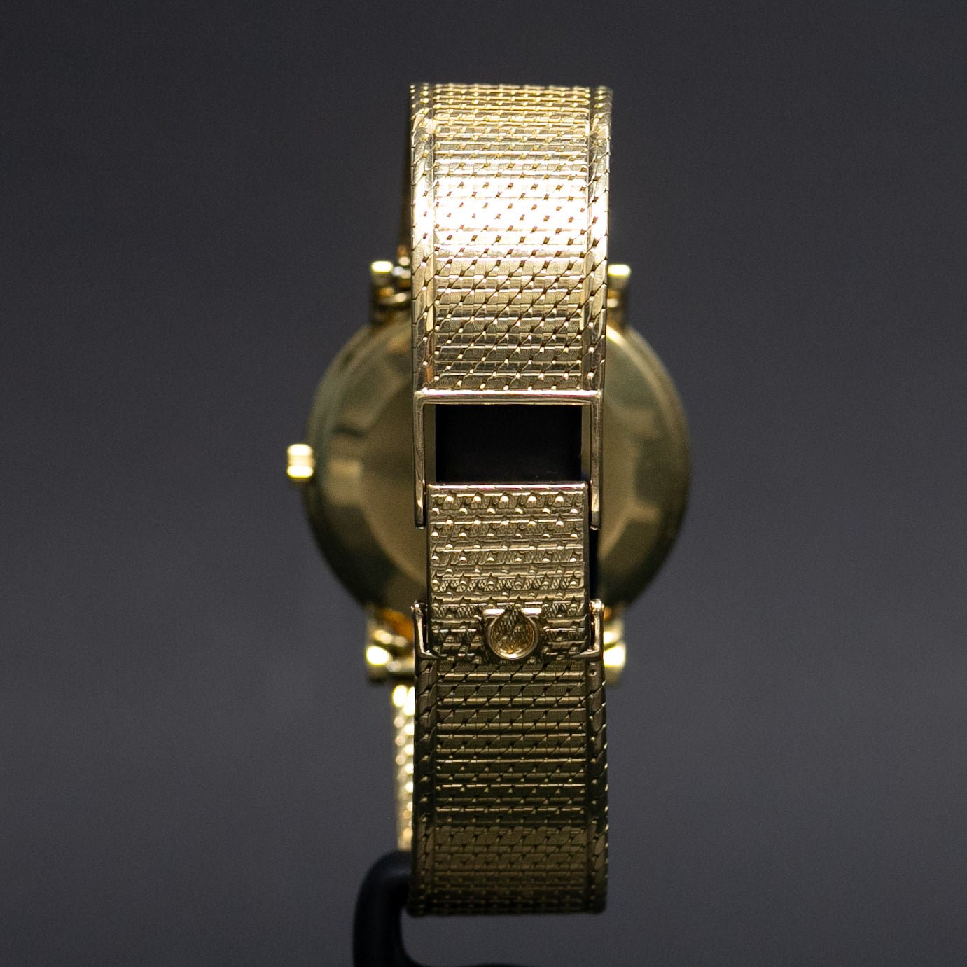 Oméga Genève Soucoupe bracelet en or 15752 SC - L'Atelier du Temps