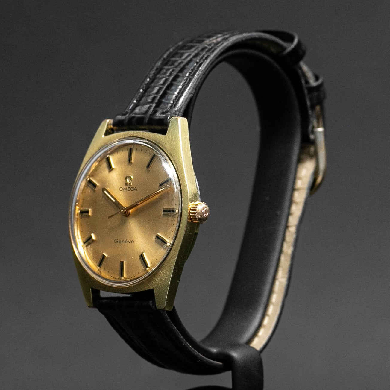 Oméga Genève plaquée or 135.041 - L'Atelier du Temps