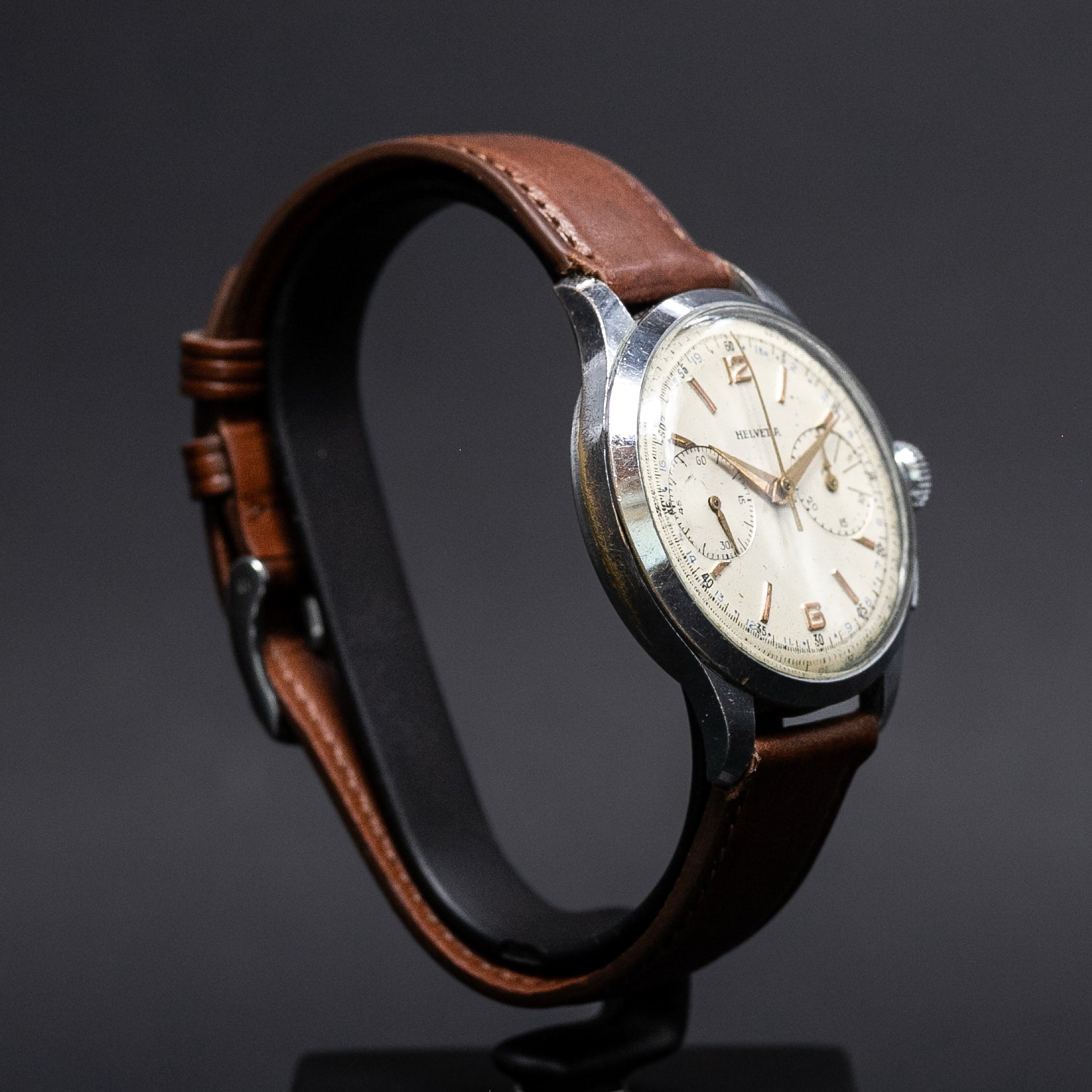 Helvetia chronographe Valjoux 23 - L'Atelier du Temps