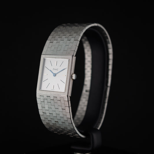 Piaget polo « ultra slim » en or blanc 18k ref. 9131 C4