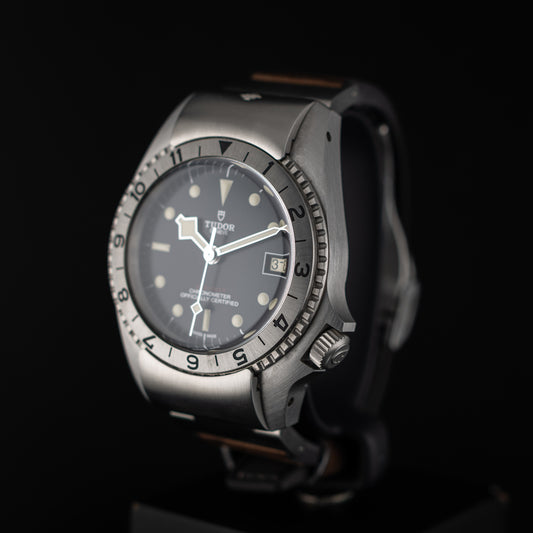 Tudor black bay P01