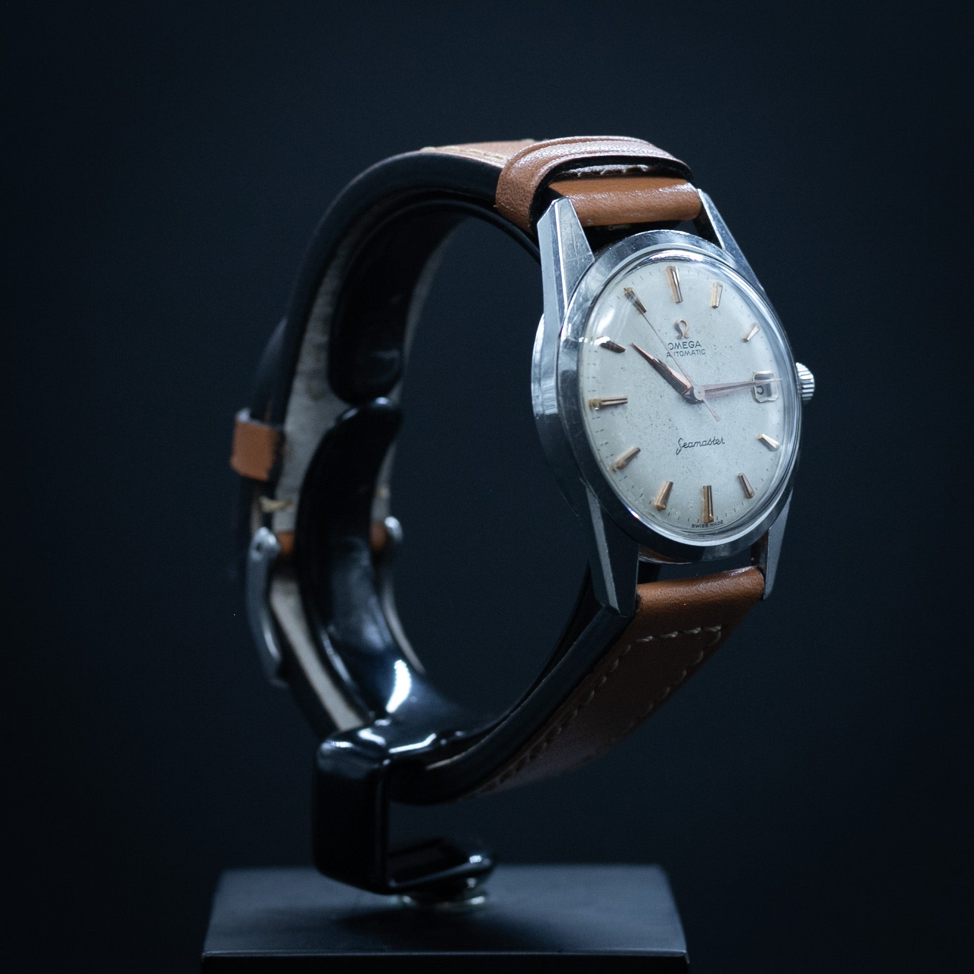 Omega seamaster date - L'Atelier du Temps