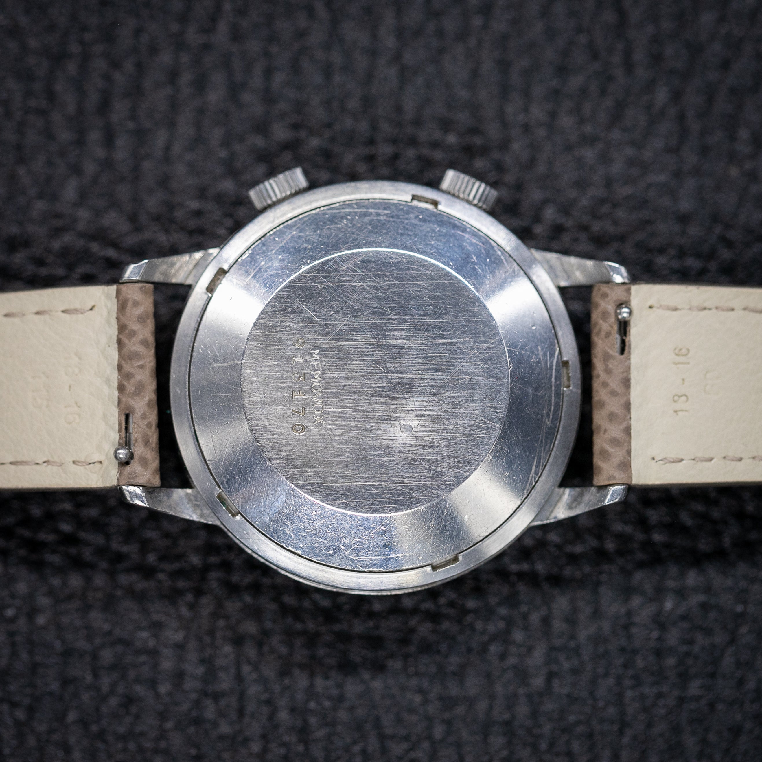 Jaeger-LeCoultre Memovox " pré logo " - L'Atelier du Temps