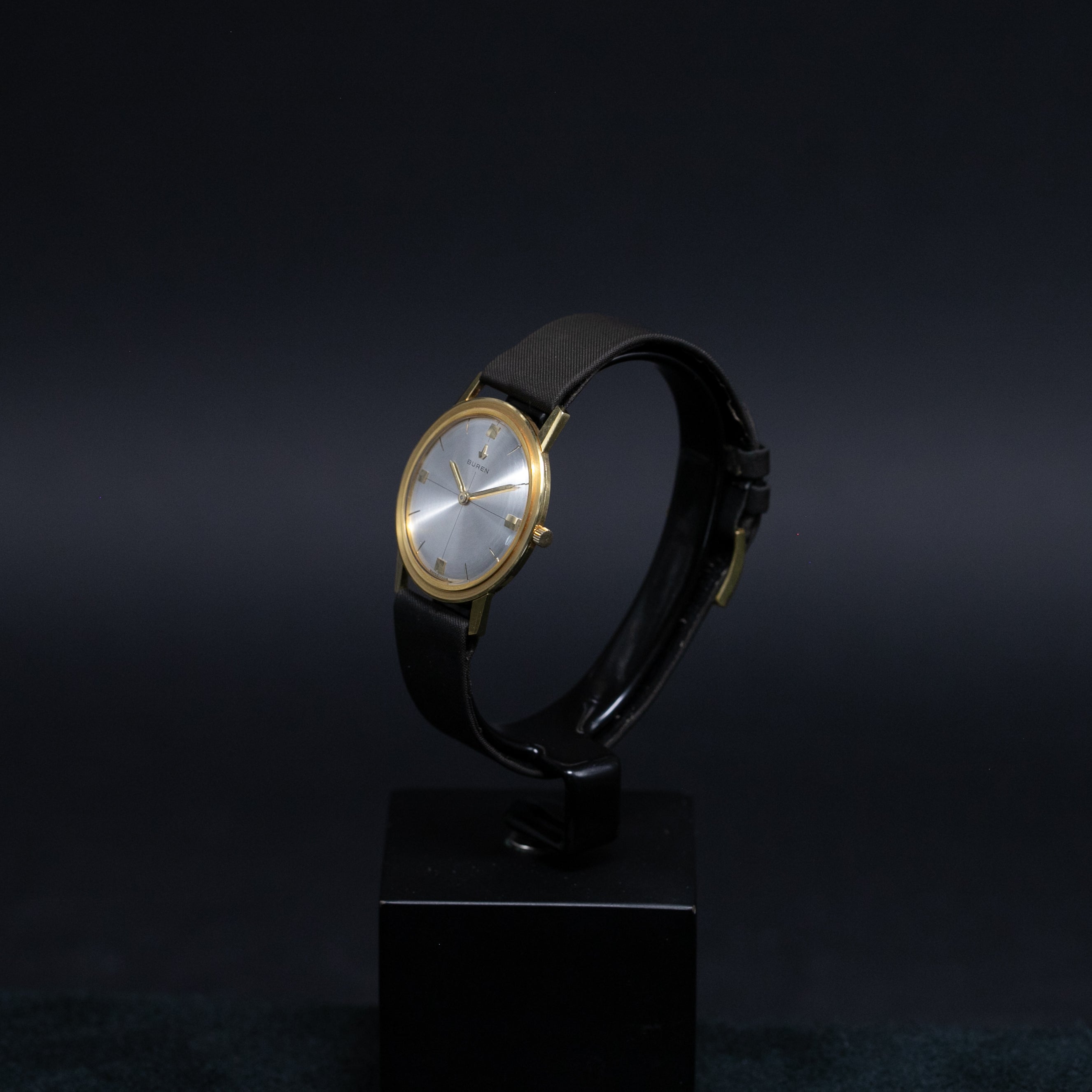 Buren calatrava Or silver dial NOS - L'Atelier du Temps