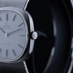 Omega De Ville «Pillow» (1966)