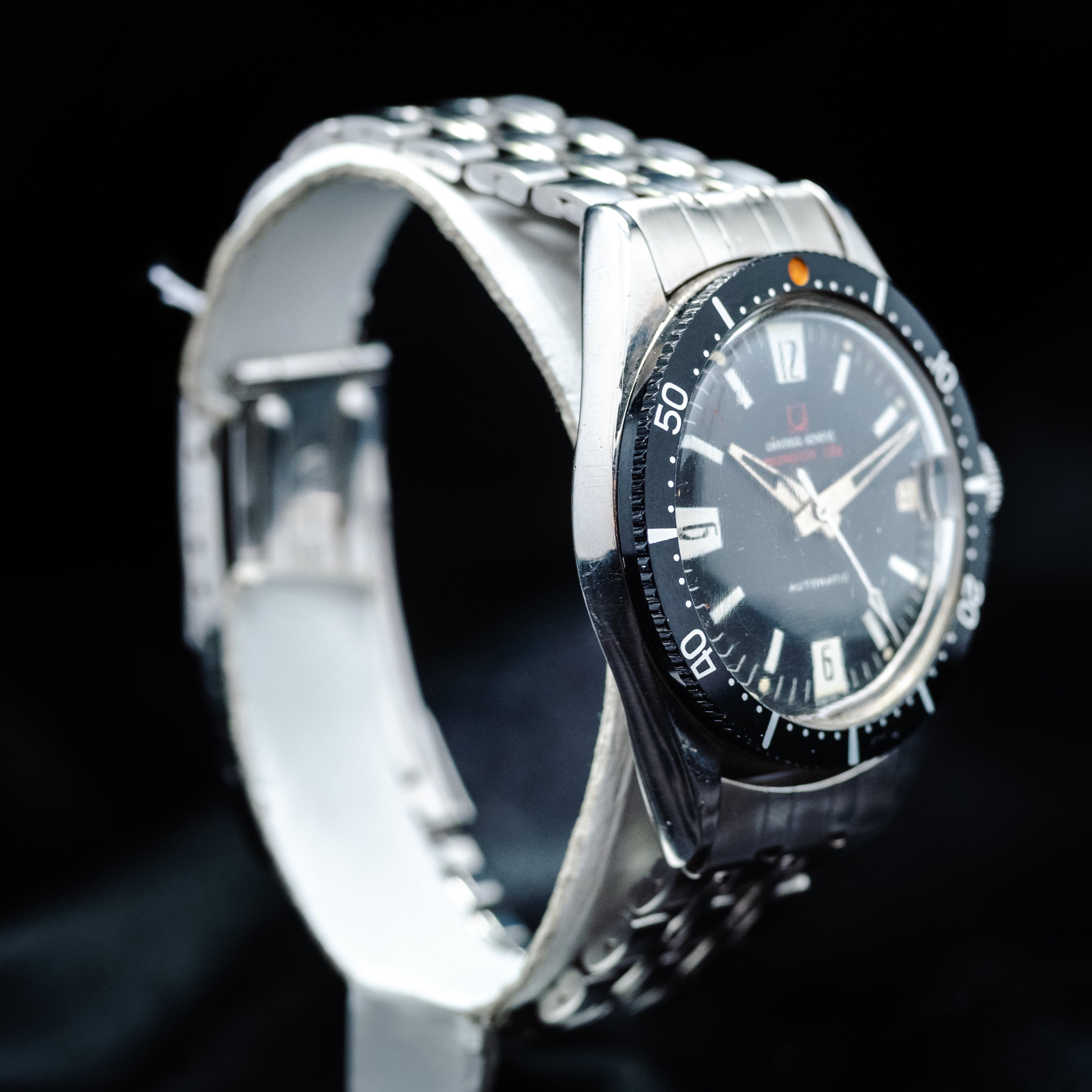Universal Genève Polerouter sub - L'Atelier du Temps