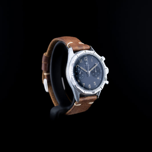Junghans J88 Bundeswehr Fliegeruhr - Cadran "Gilt"