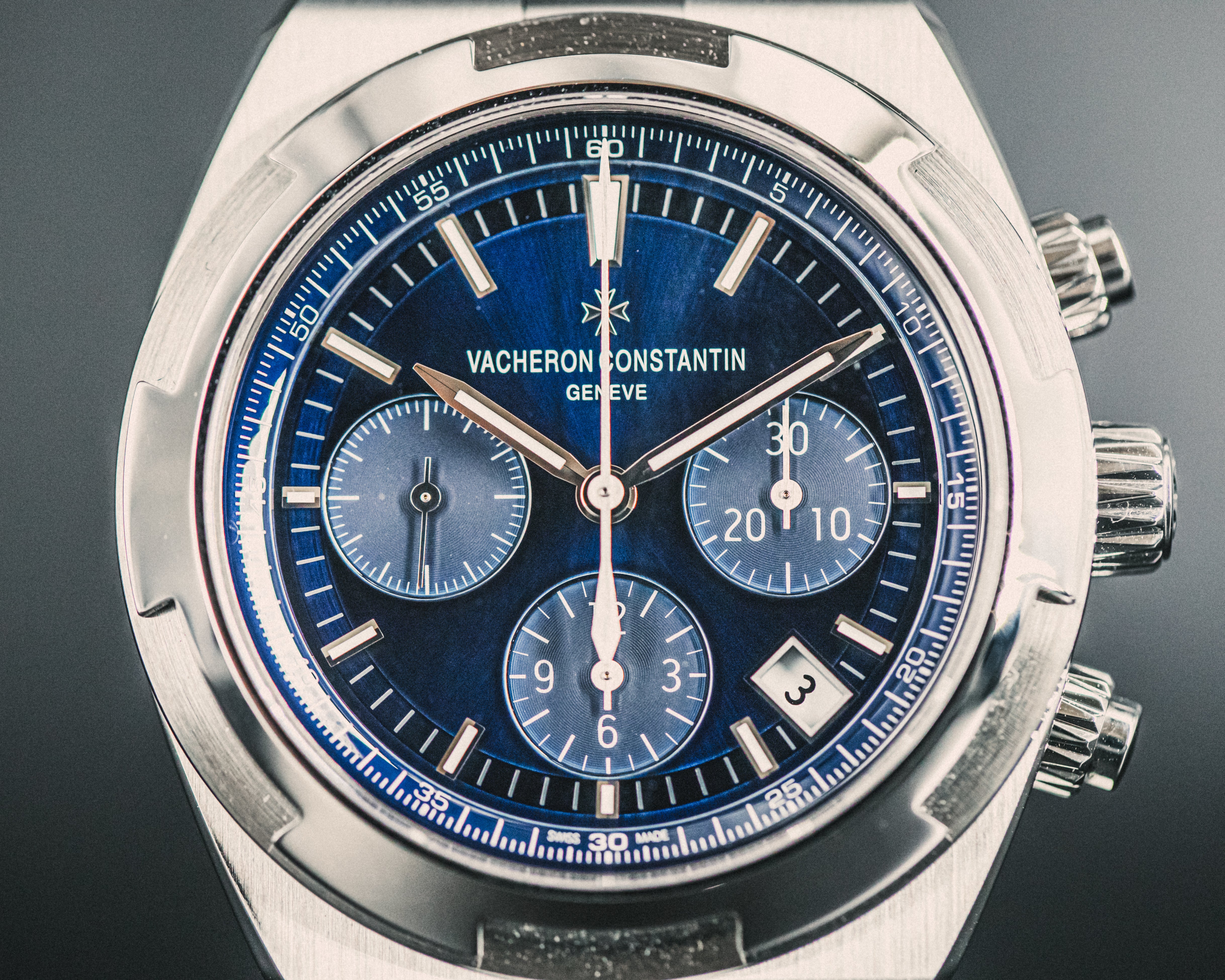 Vacheron Constantin Overseas - Full Set - L'Atelier du Temps