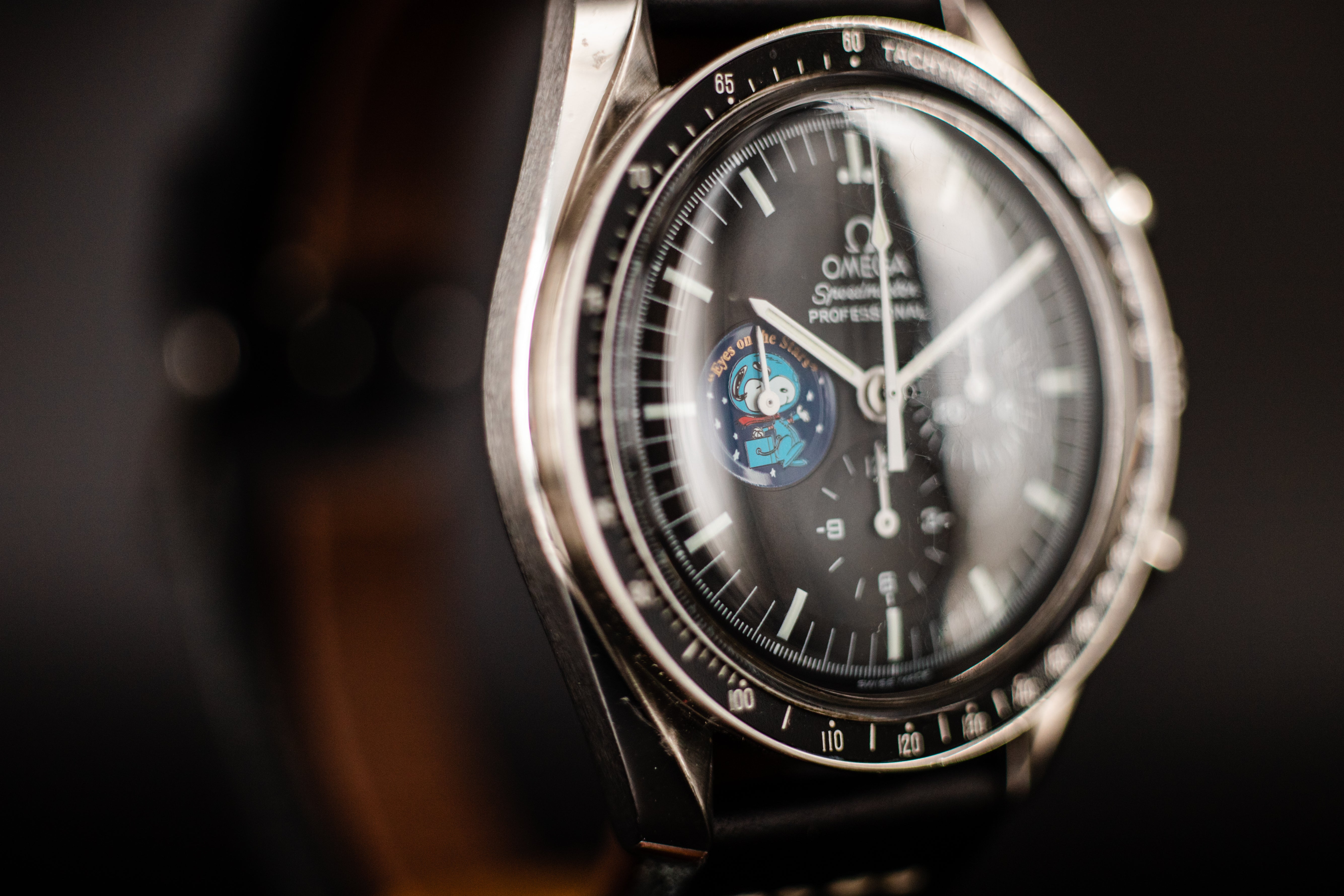 Omega Speedmaster Snoopy 35785100 - L'Atelier du Temps