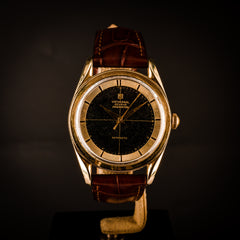 Universal Genève Polerouter Bumper Gold Cape - L'Atelier du Temps