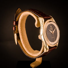 Universal Genève Polerouter Bumper Gold Cape - L'Atelier du Temps