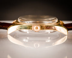 Universal Genève Polerouter Bumper Gold Cape - L'Atelier du Temps