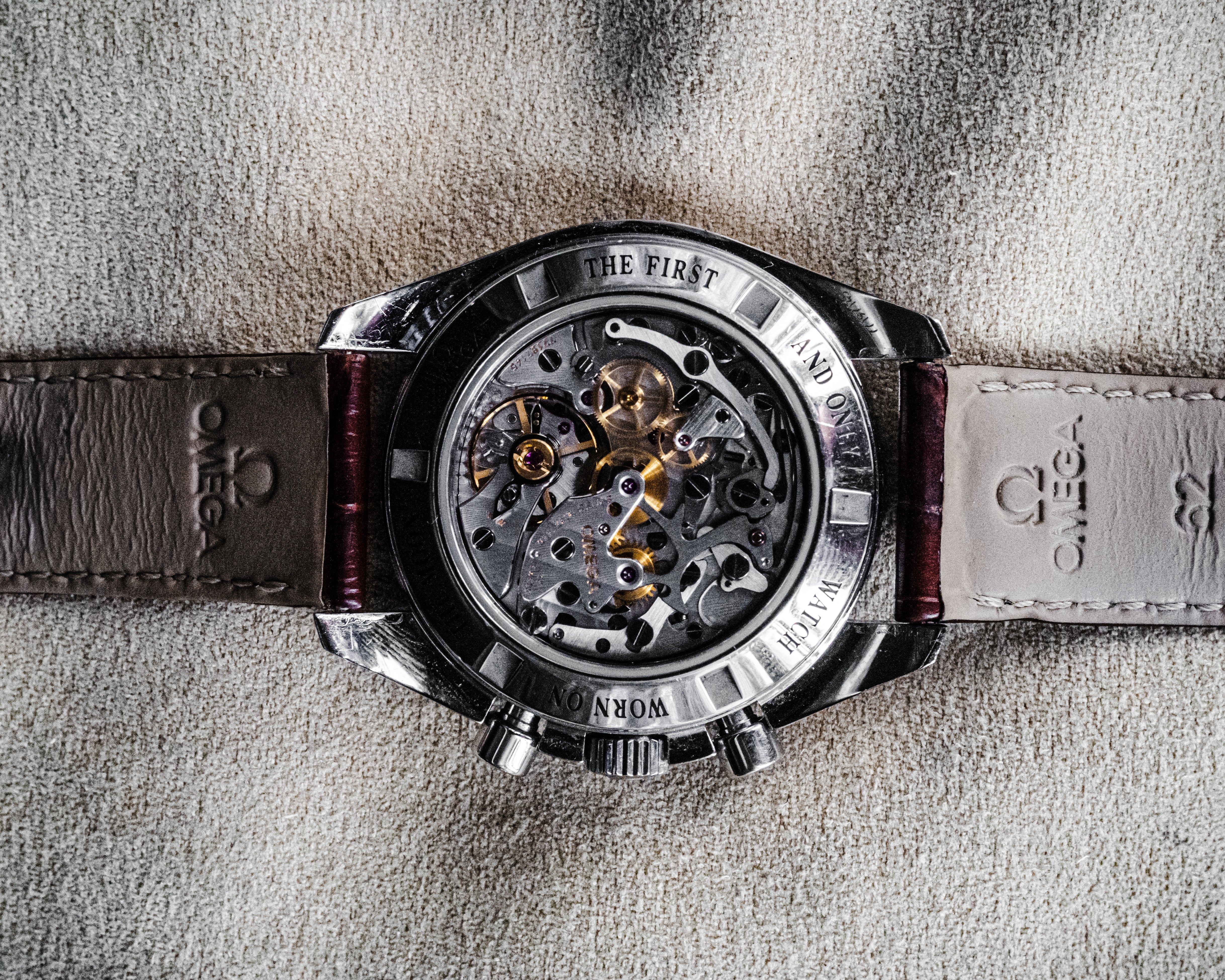 Oméga Speedmaster " Chocolat " - L'Atelier du Temps