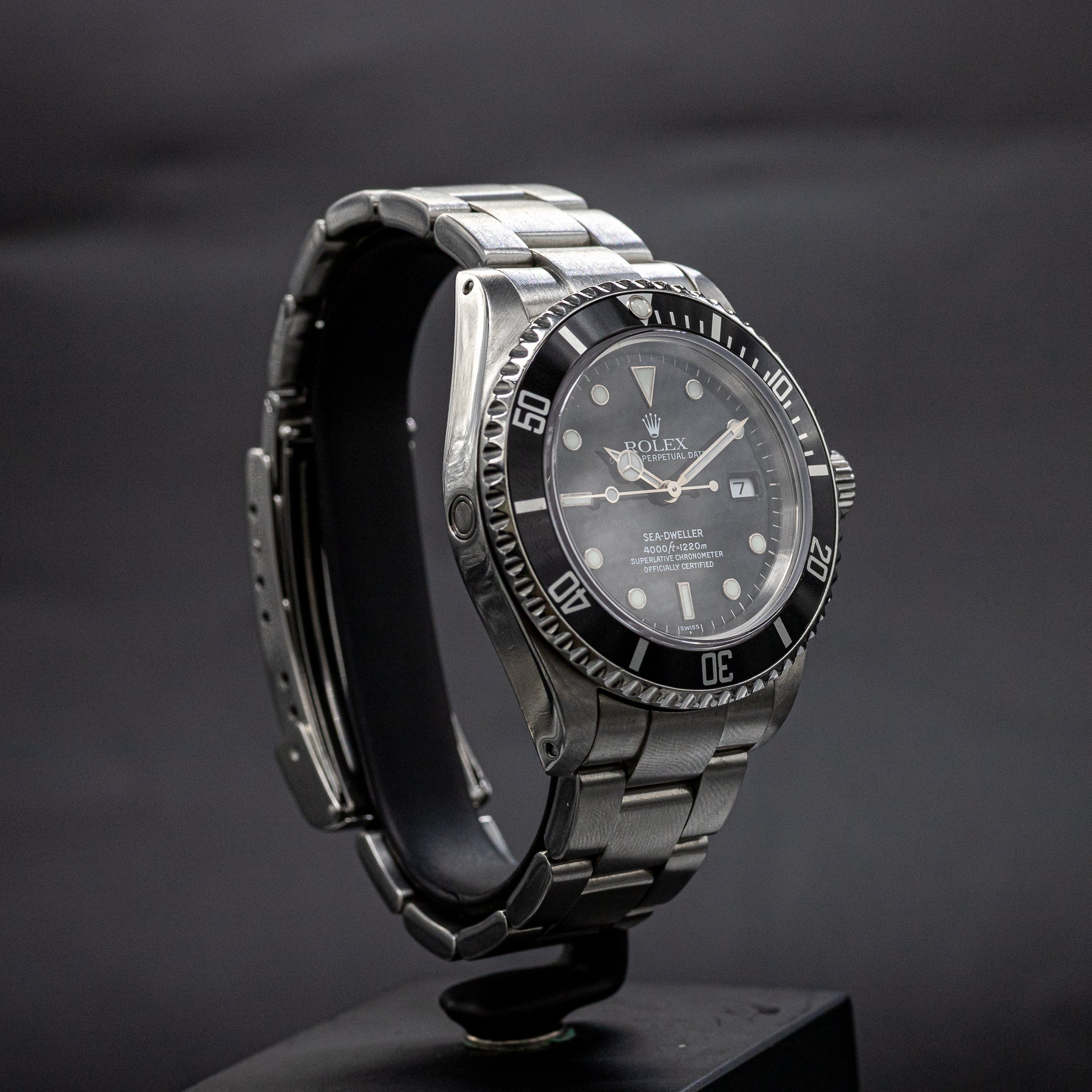 Rolex Sea-Dweller 16600 "Swiss Only" - L'Atelier du Temps